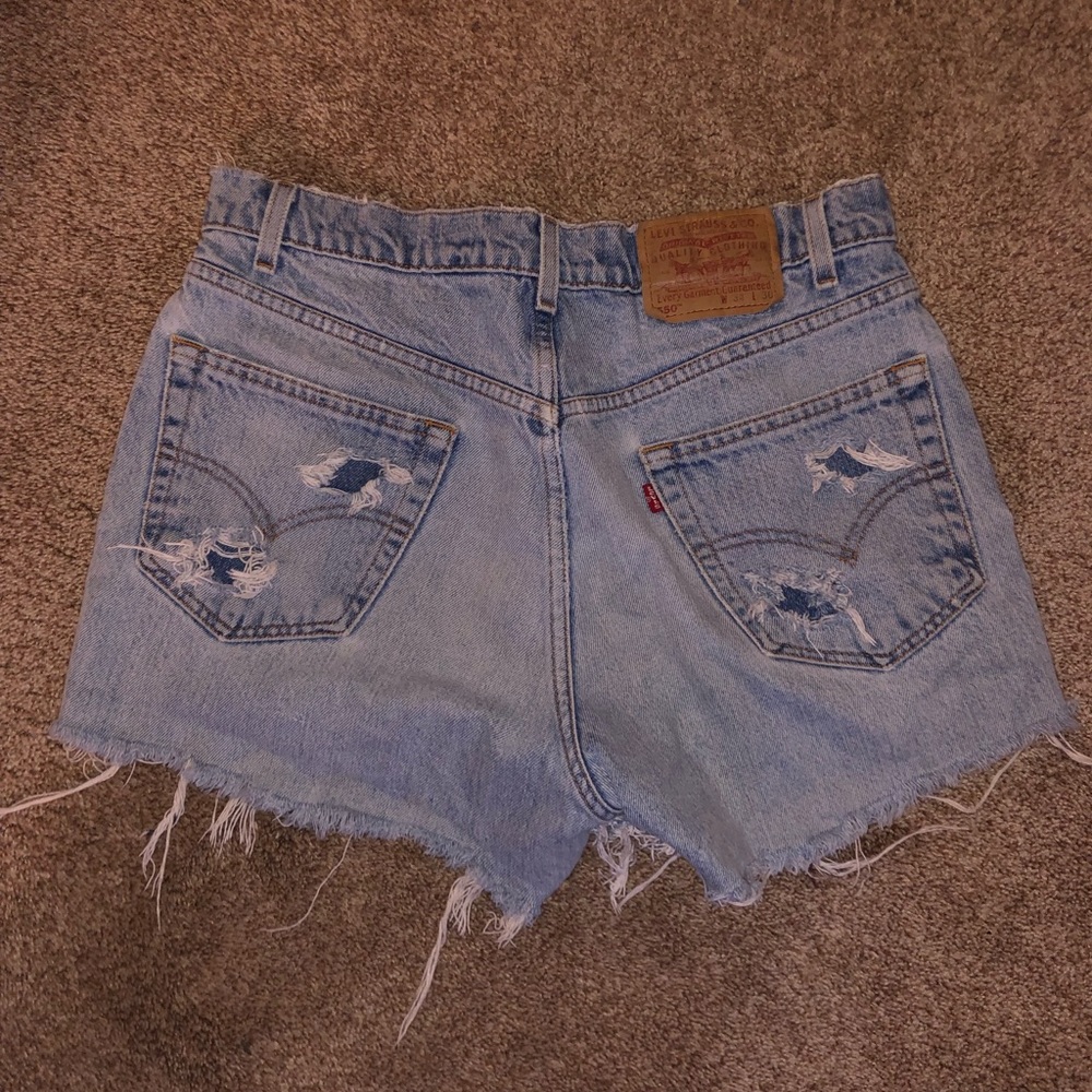 Women’s Levi jean shorts